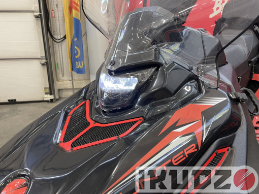 Snowmobile IKUDZO HUNTER 650LK 28 EXPERT V3